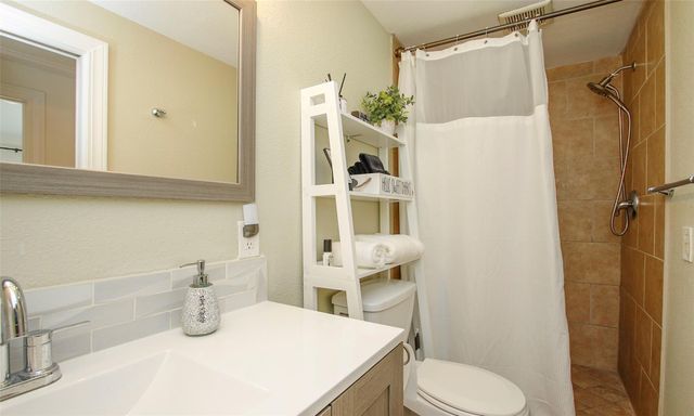 1518 Sabine Street, Houston, TX 77007