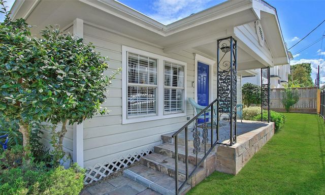 1518 Sabine Street, Houston, TX 77007