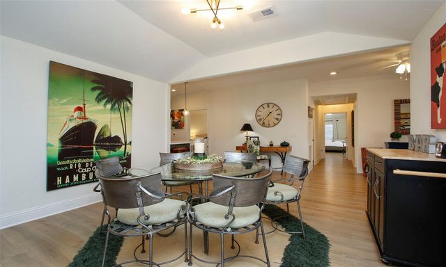 1518 Sabine Street, Houston, TX 77007