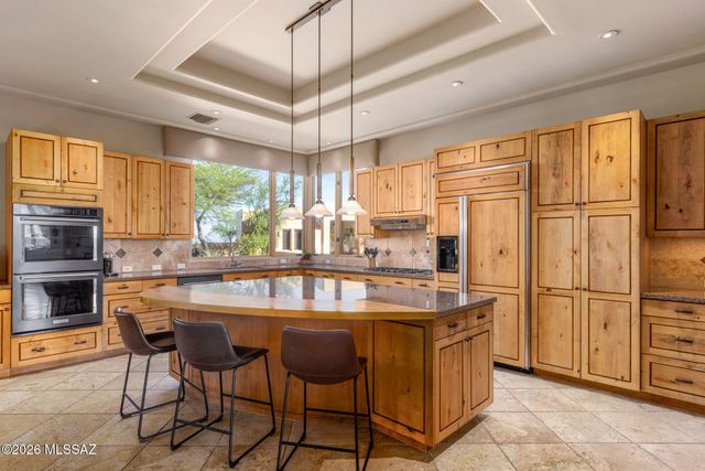 4545 N Black Rock Drive, Tucson, AZ 85750