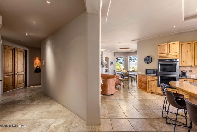 4545 N Black Rock Drive, Tucson, AZ 85750