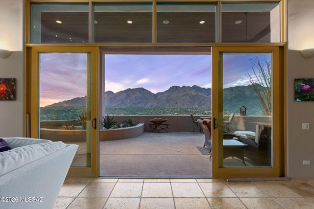 4545 N Black Rock Drive, Tucson, AZ 85750