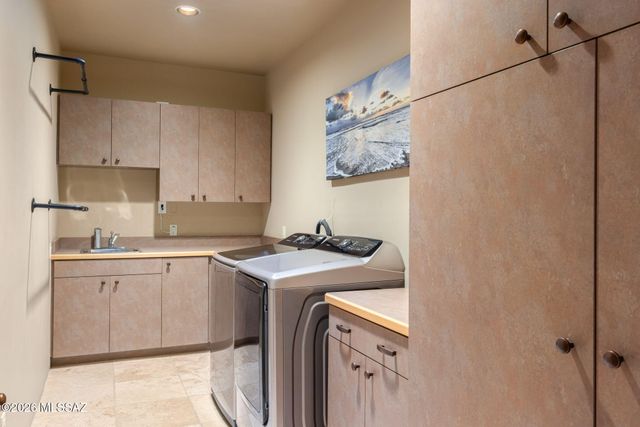 4545 N Black Rock Drive, Tucson, AZ 85750