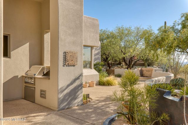 4545 N Black Rock Drive, Tucson, AZ 85750