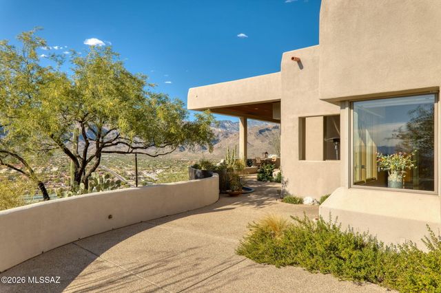 4545 N Black Rock Drive, Tucson, AZ 85750