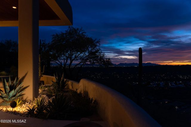 4545 N Black Rock Drive, Tucson, AZ 85750