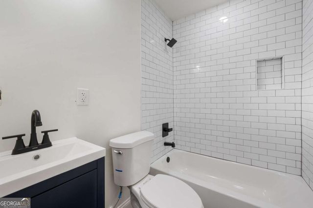 405 4th Street NE 24, Atlanta, GA 30308