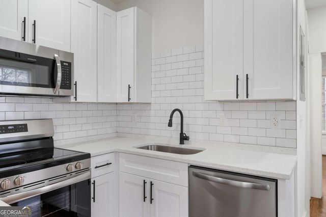 405 4th Street NE 24, Atlanta, GA 30308