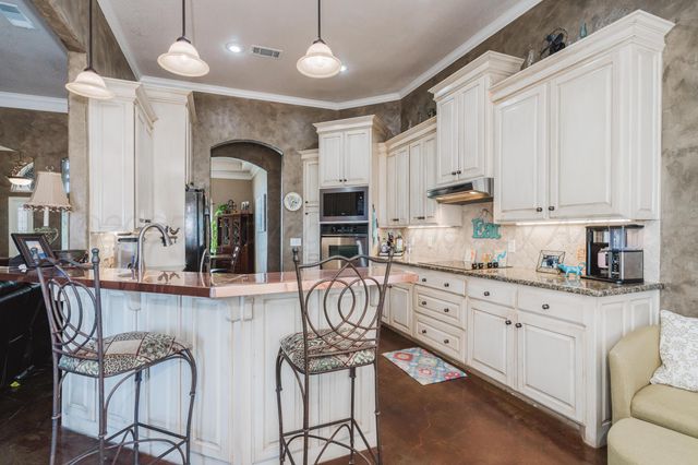 9151 ARENA Drive, Amarillo, TX 79119