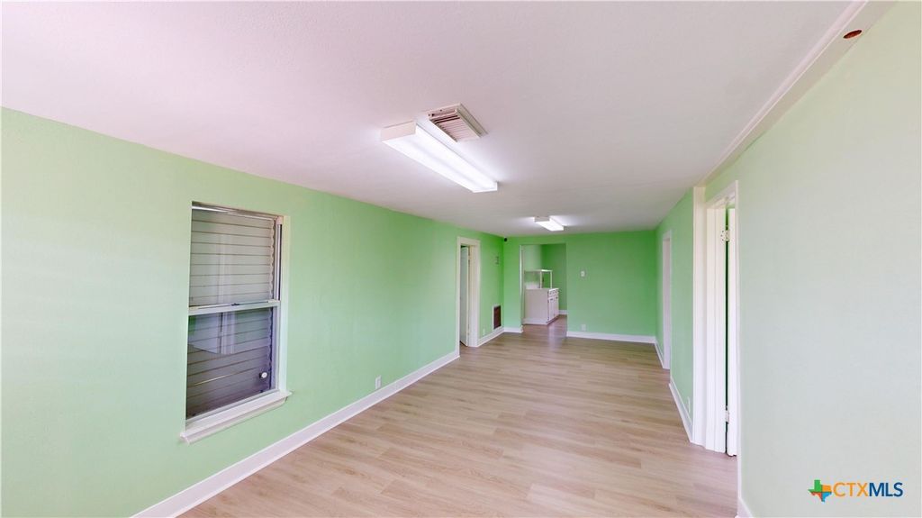 Image 22 of property listing at 312 W Jefferson Avenue, Port O'connor, TX 77982