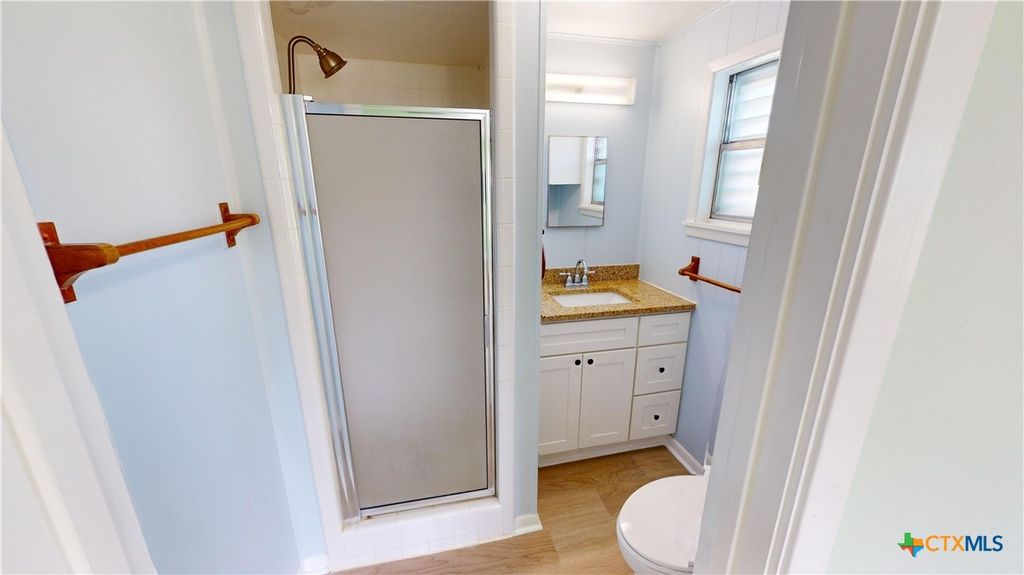 Image 34 of property listing at 312 W Jefferson Avenue, Port O'connor, TX 77982