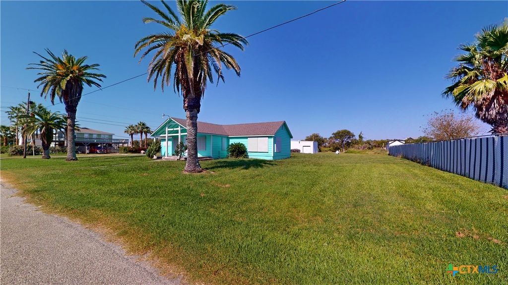 Image 40 of property listing at 312 W Jefferson Avenue, Port O'connor, TX 77982