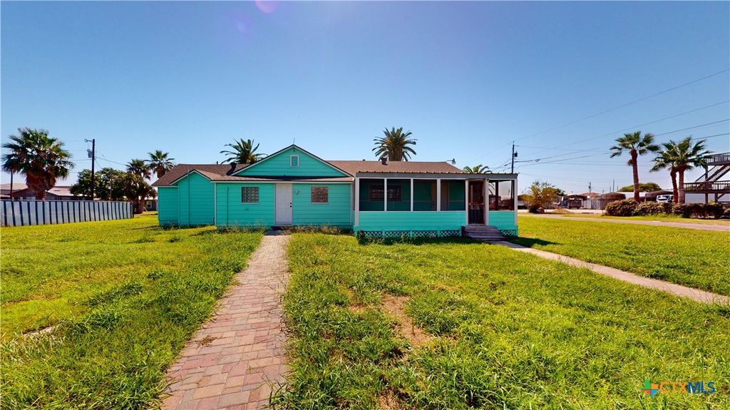 Image 43 of property listing at 312 W Jefferson Avenue, Port O'connor, TX 77982