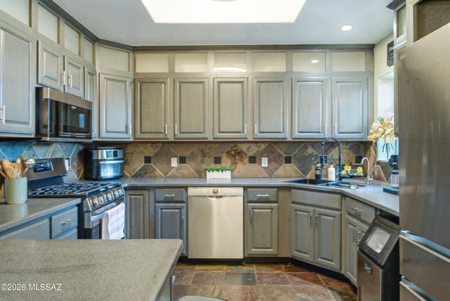 4818 E 12th Street, Tucson, AZ 85711