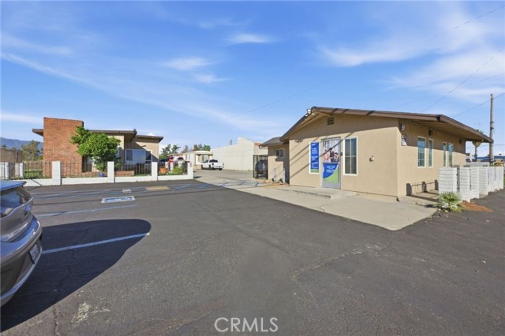 16072 Arrow, Fontana, CA 92335