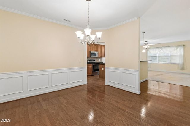 253 Meadow Beauty Drive 87, Apex, NC 27539