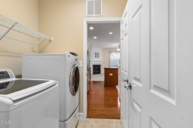 253 Meadow Beauty Drive 87, Apex, NC 27539