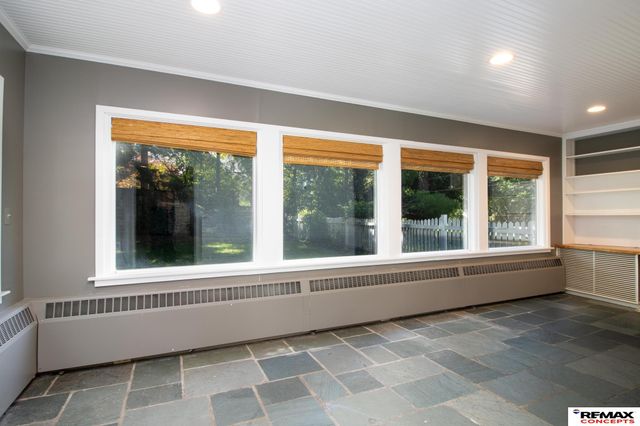 1234 Fall Creek Road, Lincoln, NE 68510