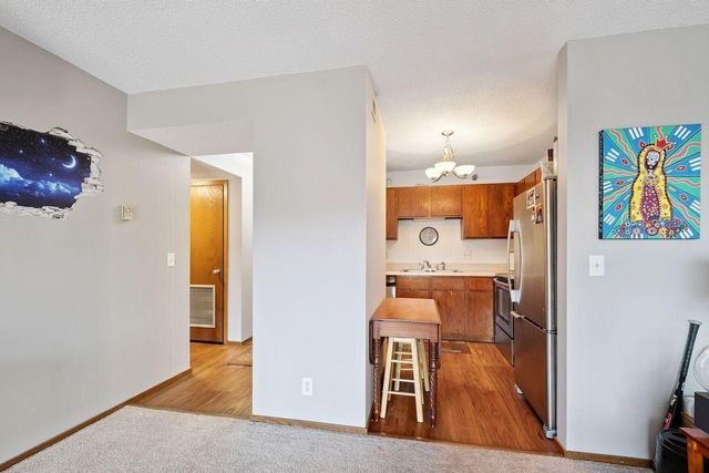 26 10th Street W 1005, Saint Paul, MN 55102