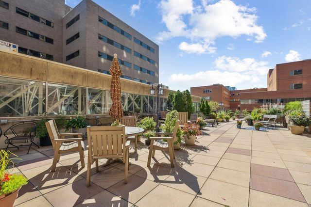 26 10th Street W 1005, Saint Paul, MN 55102