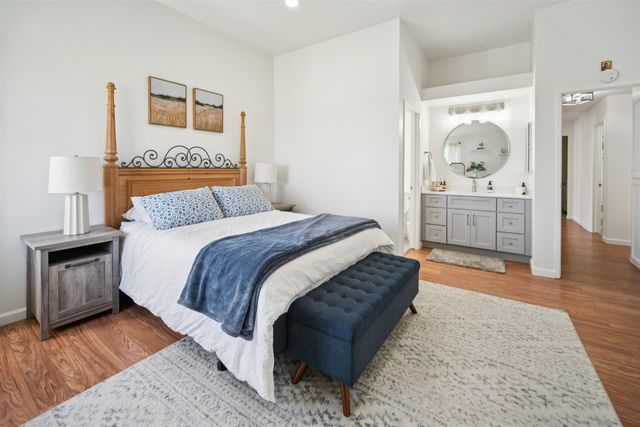 17 Burlwood Ct, Pittsburg, CA 94565