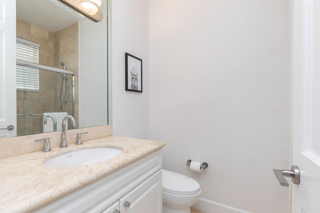 24 Grand Bay Estates Circle, Key Biscayne, FL 33149