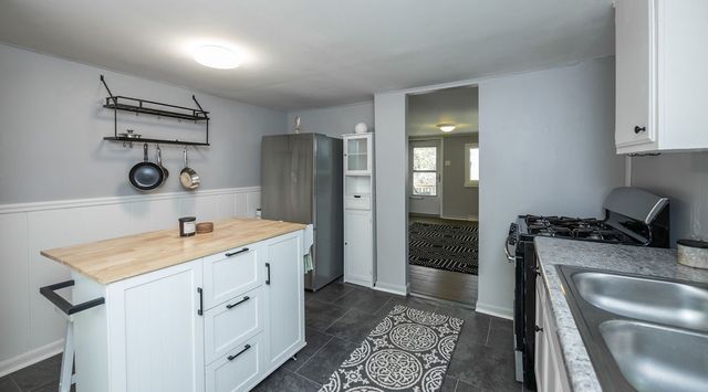 102 Evans St, Homewood, PA 15010