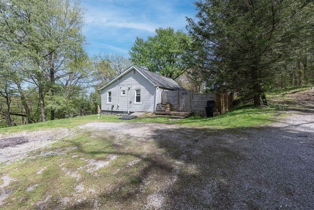 102 Evans St, Homewood, PA 15010