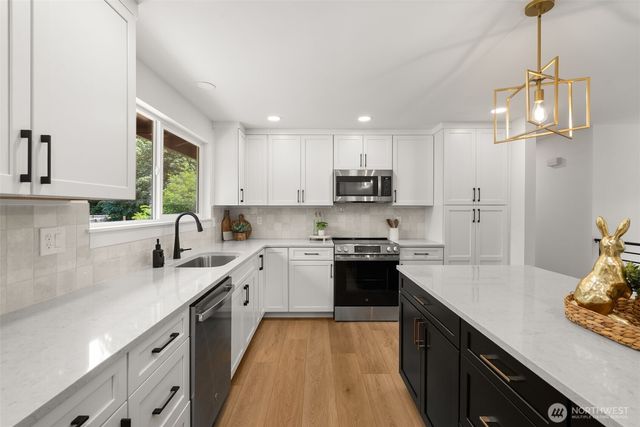 6312 Glenwood Drive SW, Olympia, WA 98512