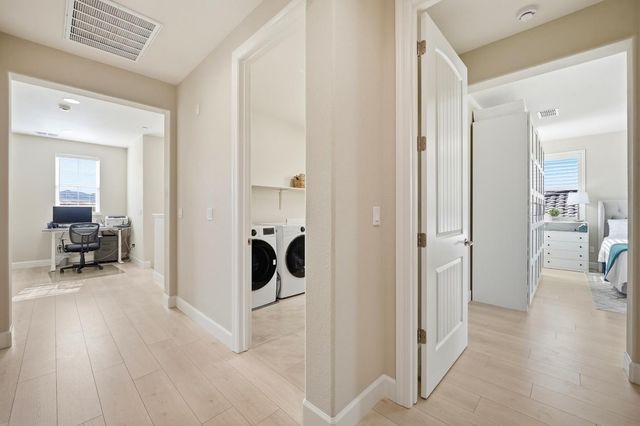 1196 Wildrose Drive, Hollister, CA 95023