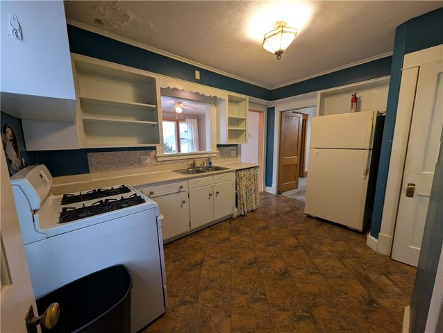 37 Calvin Court, Bradford City, PA 16701