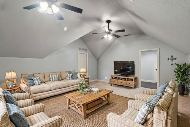 532 Hubbard Circle, Nevada, TX 75173