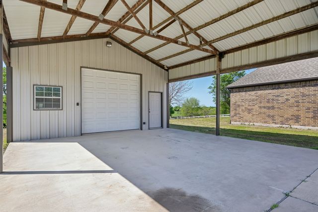 532 Hubbard Circle, Nevada, TX 75173