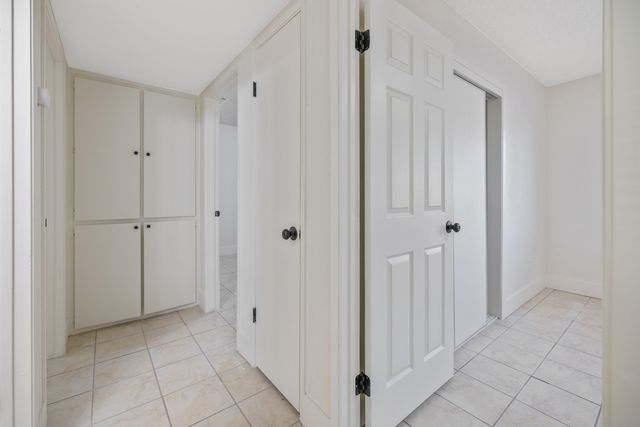 2251 E Clay Avenue, Fresno, CA 93701