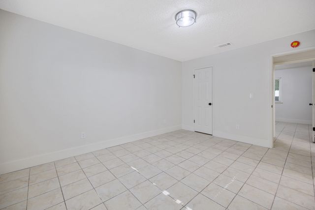 2251 E Clay Avenue, Fresno, CA 93701