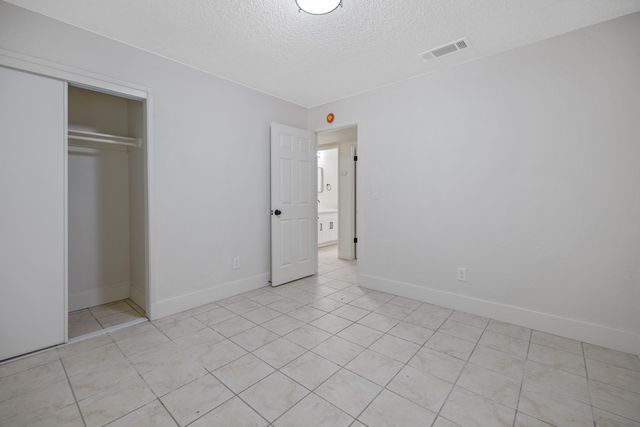 2251 E Clay Avenue, Fresno, CA 93701