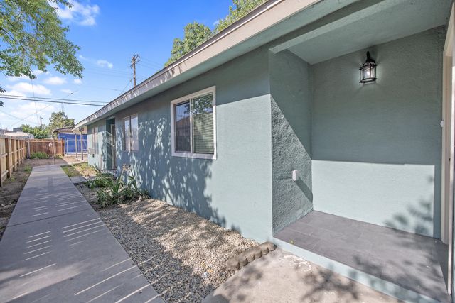 2251 E Clay Avenue, Fresno, CA 93701
