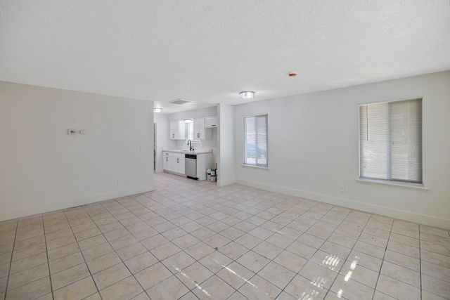 2251 E Clay Avenue, Fresno, CA 93701