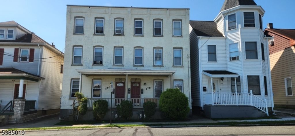 178 Filmore St, Phillipsburg Town, NJ 08865