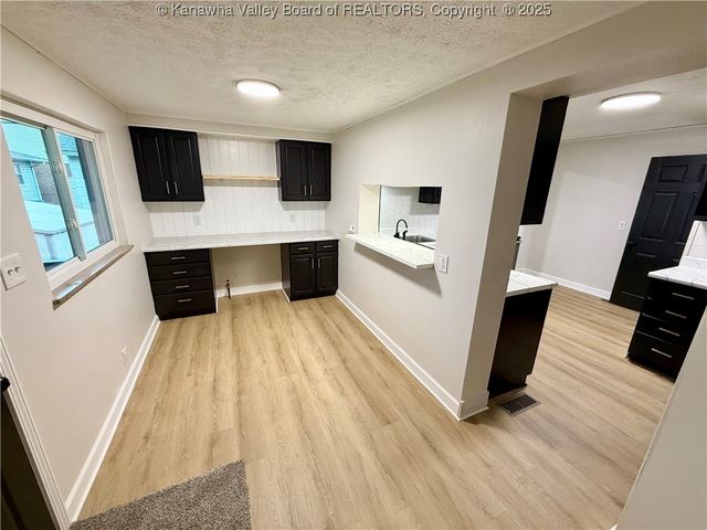 1828 18th Street, Nitro, WV 25213