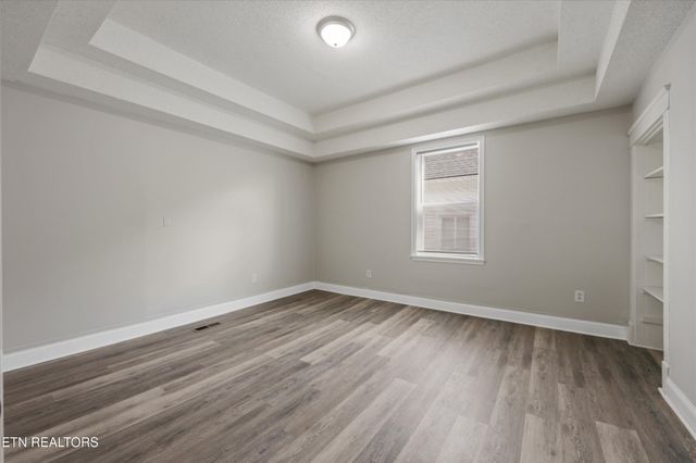 120 S Kyle St, Knoxville, TN 37915