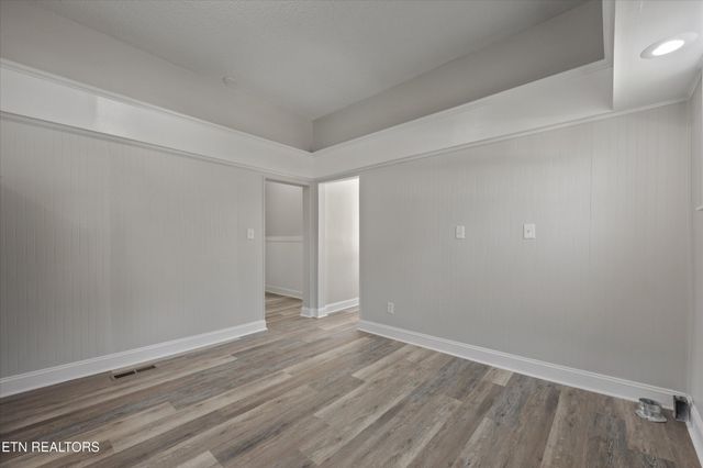 120 S Kyle St, Knoxville, TN 37915