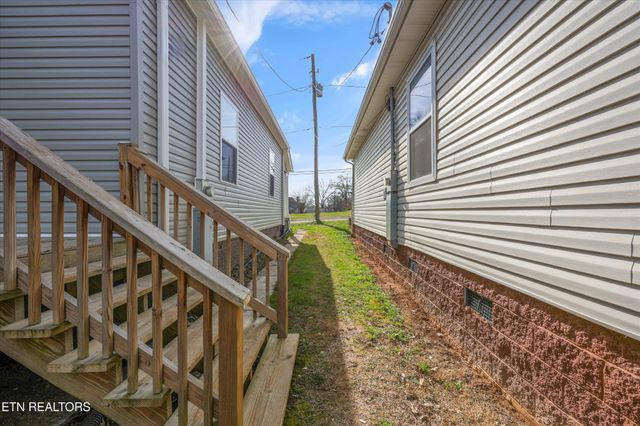 120 S Kyle St, Knoxville, TN 37915