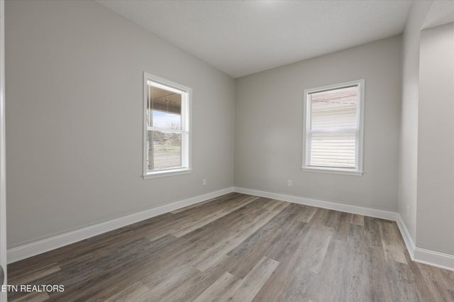 120 S Kyle St, Knoxville, TN 37915