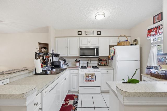 1165 MISSION CIRCLE 53F, Clearwater, FL 33759