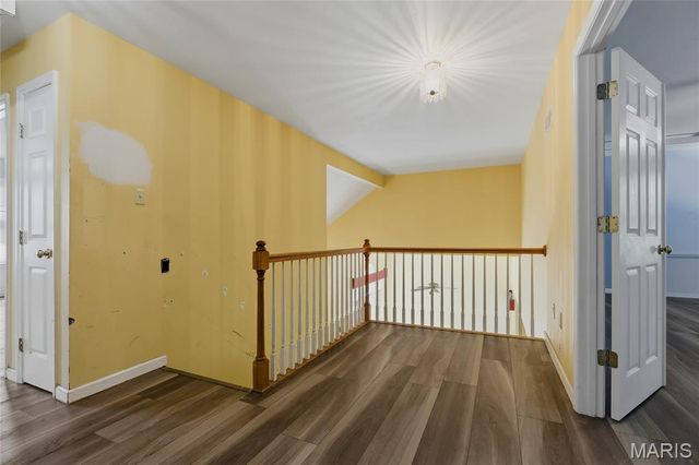 7637 River Walk Court, St Louis, MO 63129