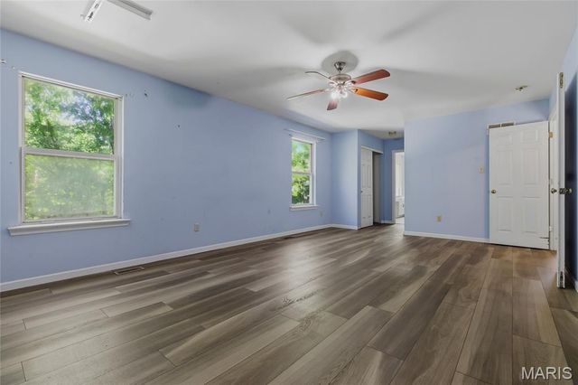7637 River Walk Court, St Louis, MO 63129
