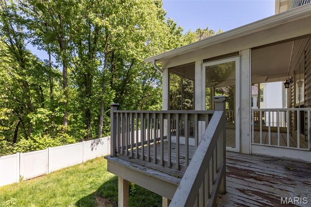 7637 River Walk Court, St Louis, MO 63129