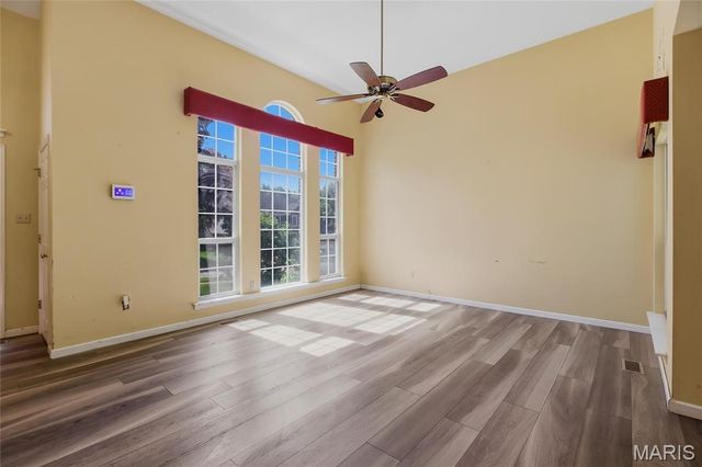 7637 River Walk Court, St Louis, MO 63129