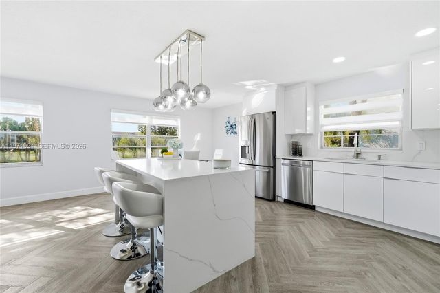 1551 SW 135th Terrace 201G, Pembroke Pines, FL 33027